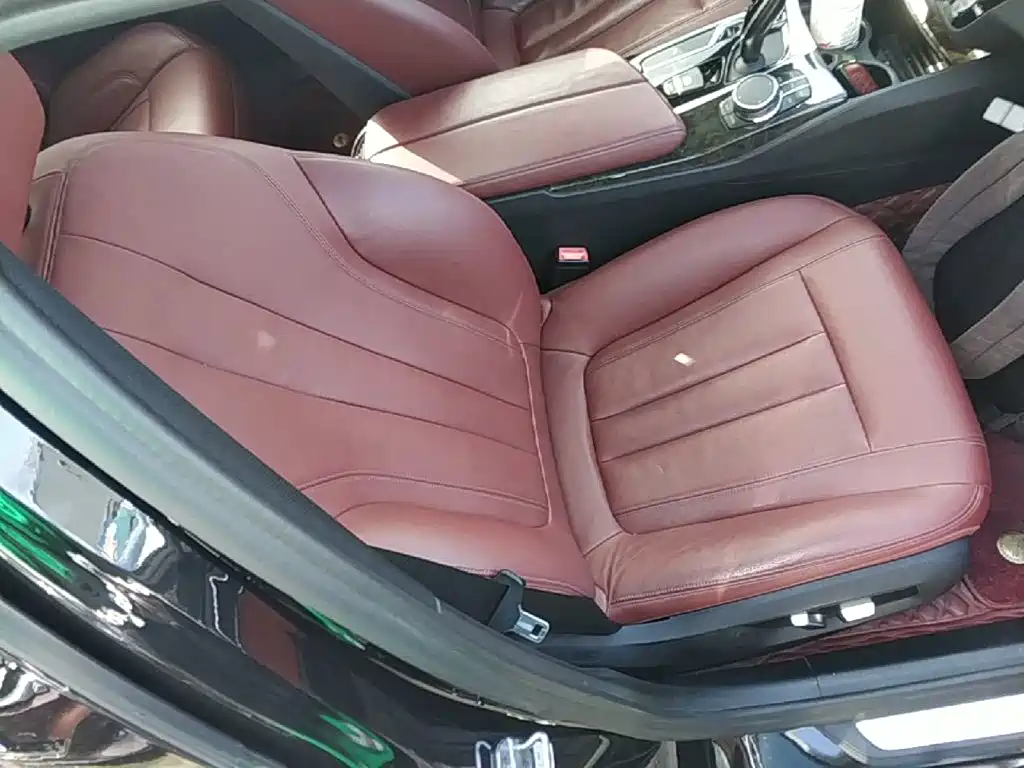 BMW 5 Series — миниатюра 25