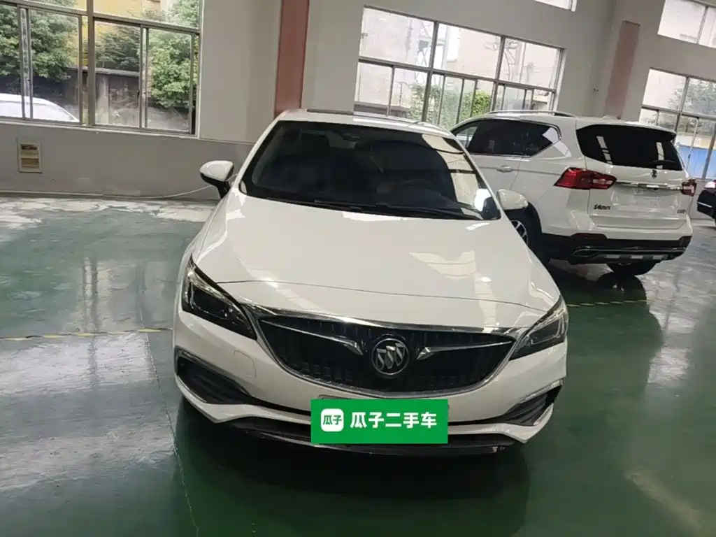 Buick Verano — миниатюра 3