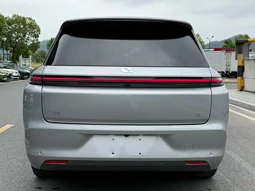 Li Auto Li L8 — миниатюра 8