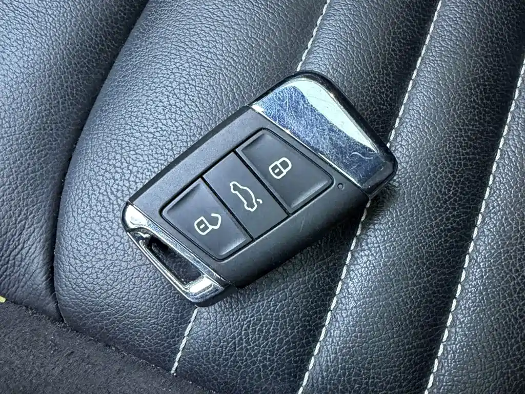 Volkswagen Magotan — миниатюра 6