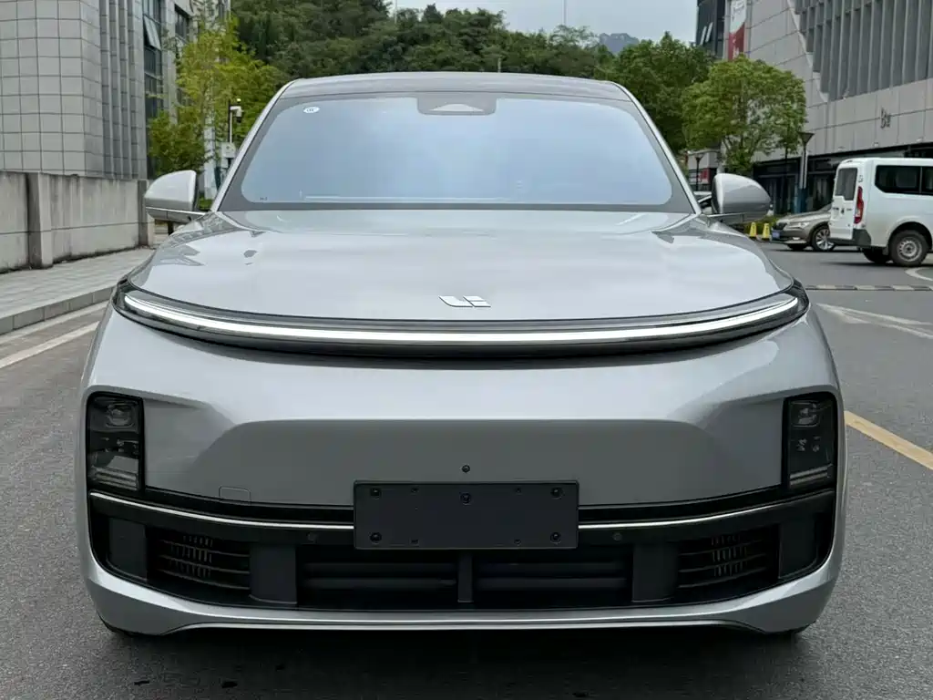 Li Auto Li L8 — миниатюра 2