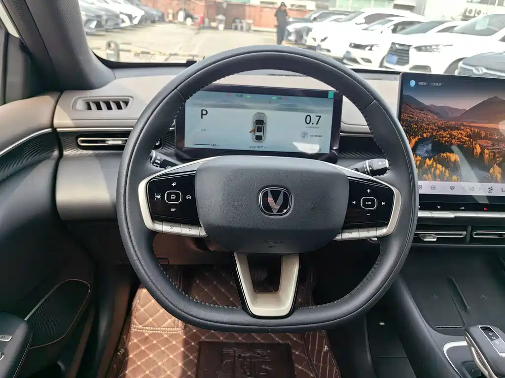 Changan Eado — миниатюра 7