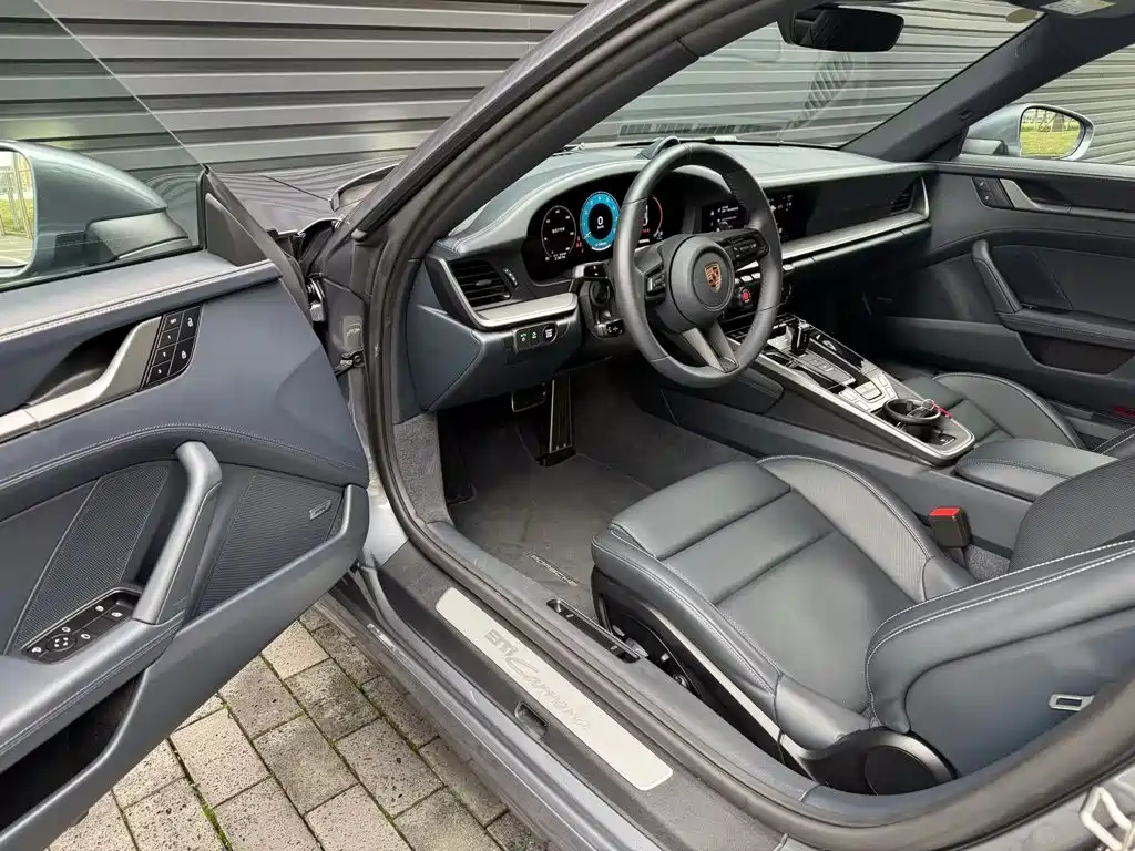 Porsche 911 — миниатюра 6
