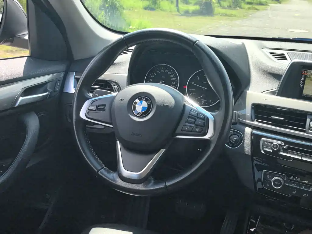 BMW X1 — миниатюра 6