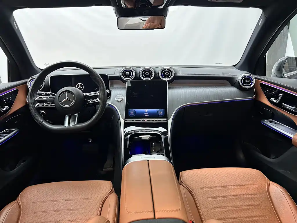 Mercedes-Benz GLC — миниатюра 12