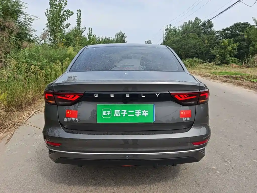 Geely Emgrand — миниатюра 6