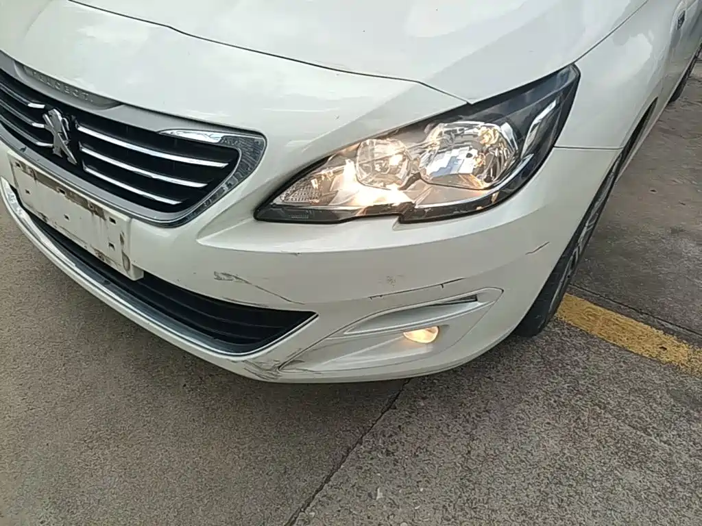Peugeot 408 — миниатюра 24