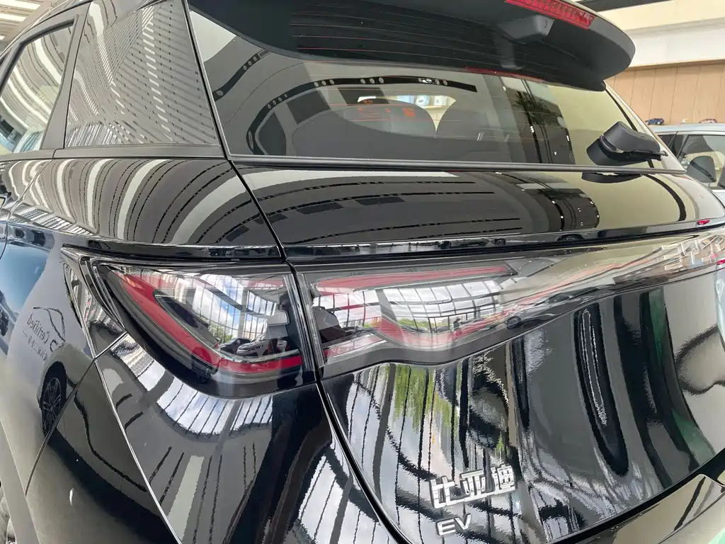 BYD Dolphin — миниатюра 13