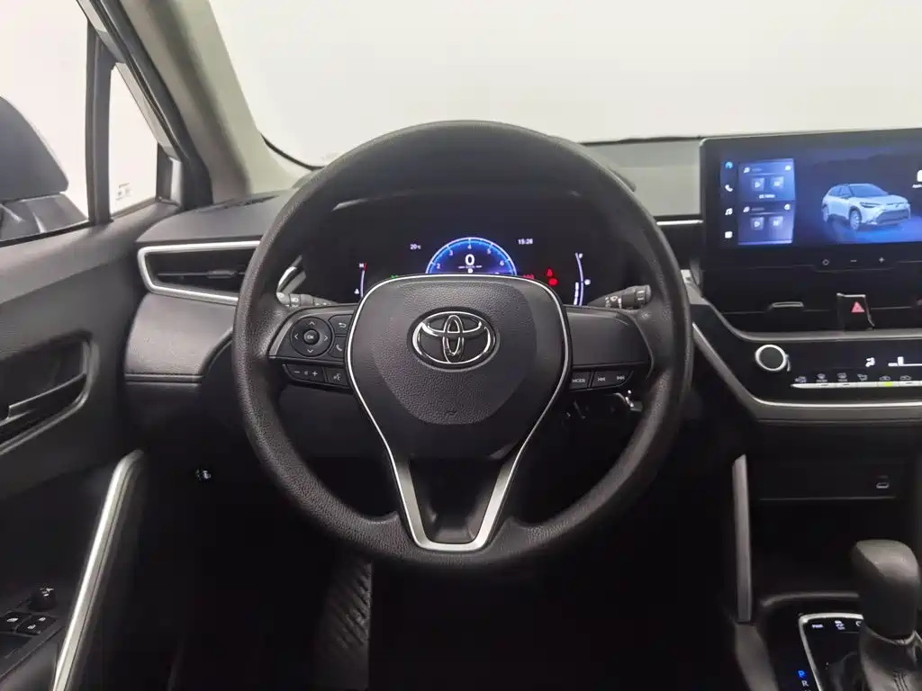 Toyota Frontlander — миниатюра 11