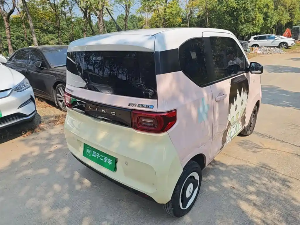 Wuling MINIEV — миниатюра 7