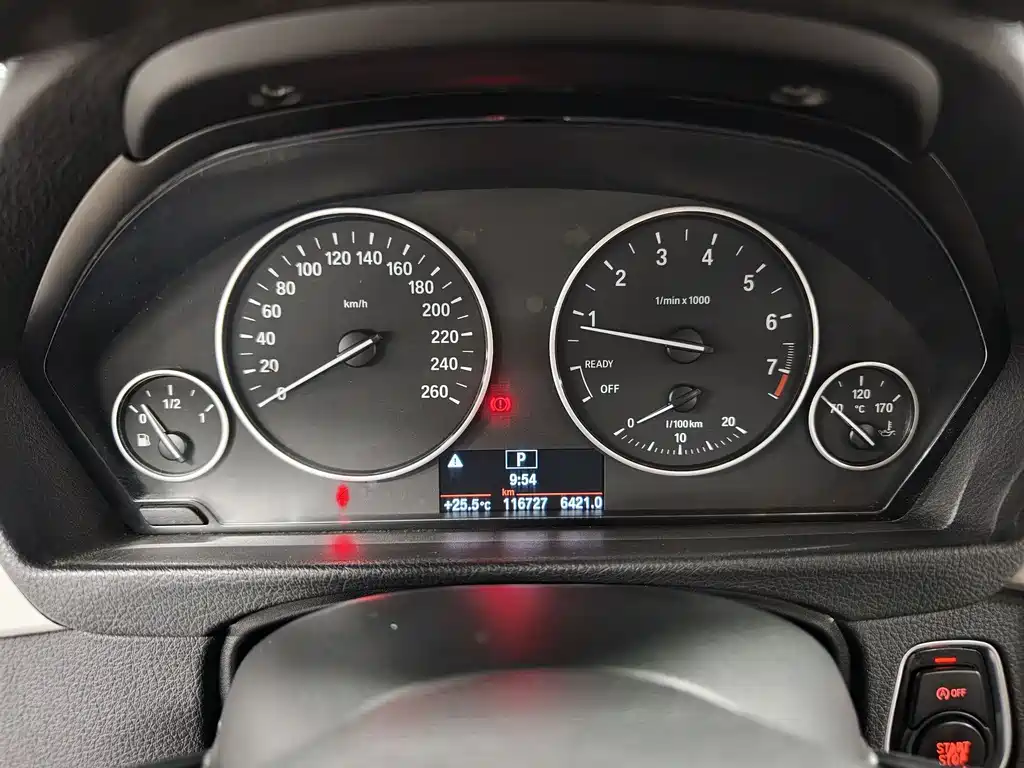 BMW 3 Series — миниатюра 12