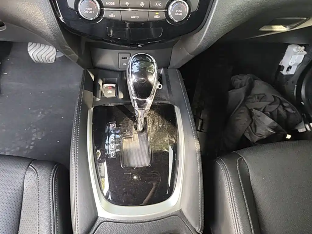Nissan X-Trail — миниатюра 14