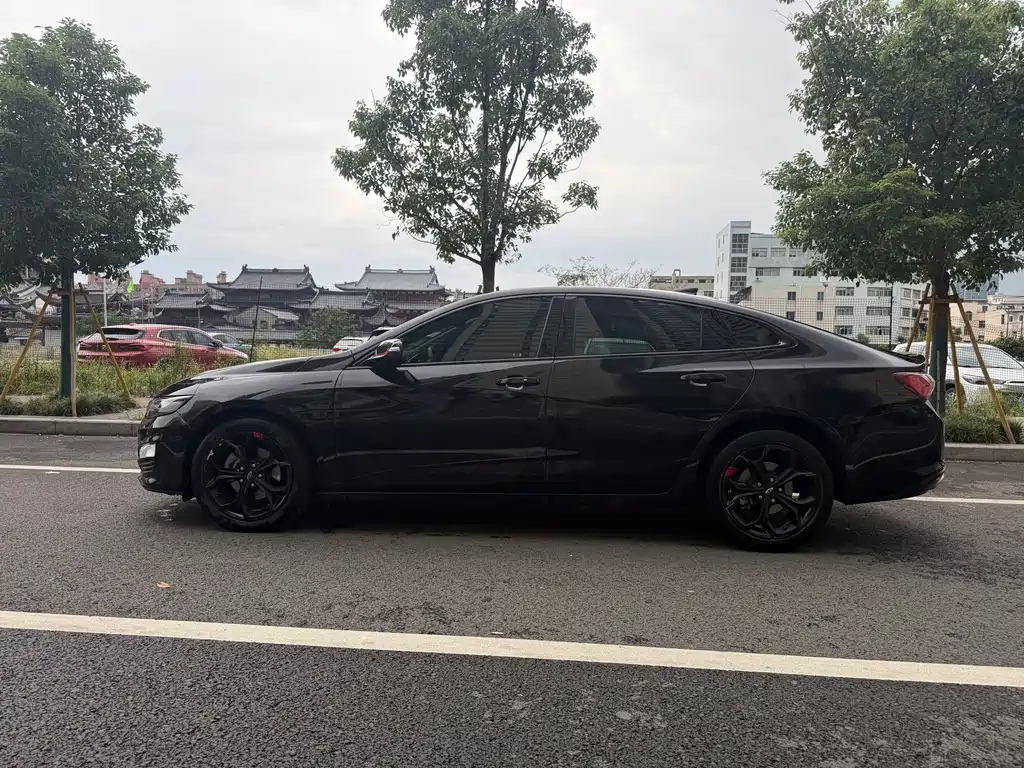 Chevrolet Malibu XL — миниатюра 4