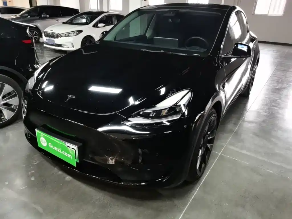 Tesla Model Y — фотографии объявления, Фото 2