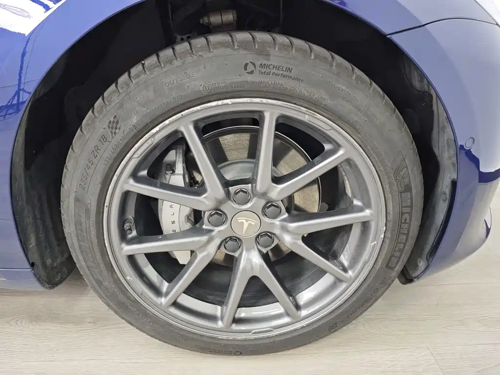 Tesla Model 3 — миниатюра 59