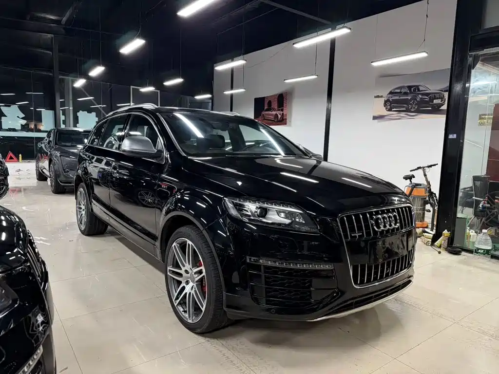 Audi Q7 — миниатюра 3