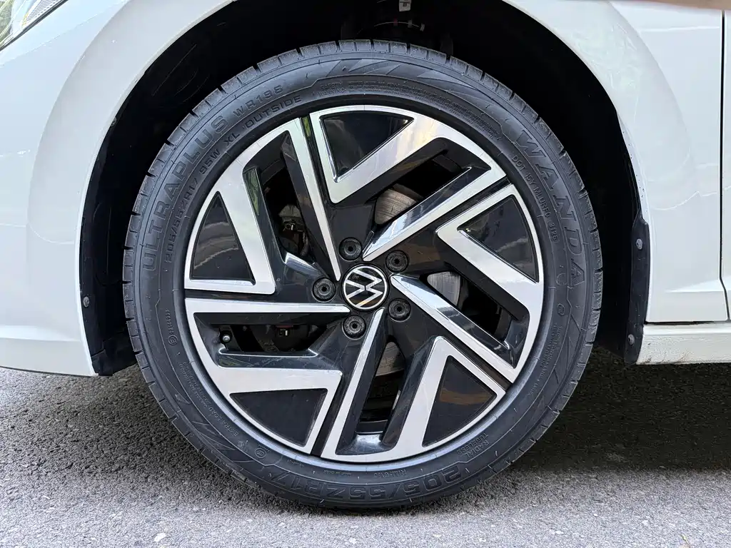 Volkswagen Sagitar — миниатюра 20
