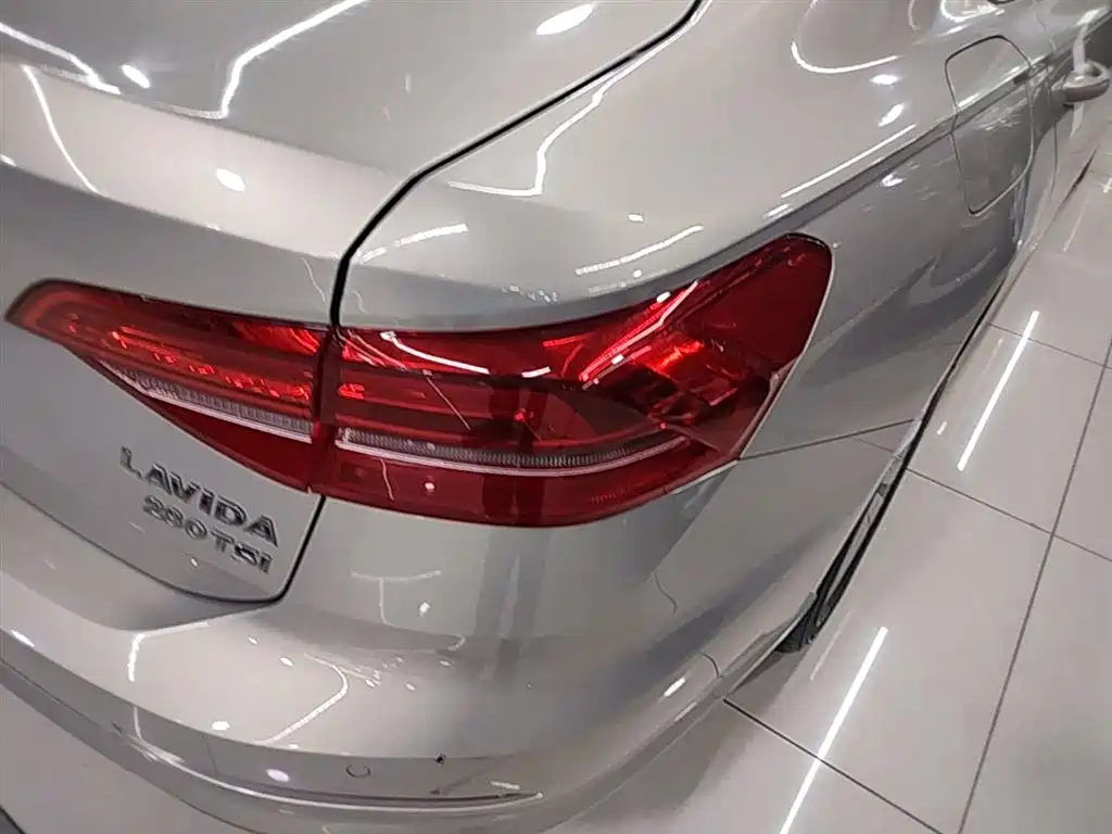Volkswagen Lavida 2019 280TSI DSG Comfort VI