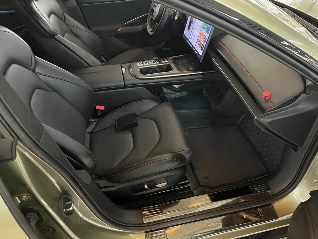 XIAOMI CAR XIAOMI SU7