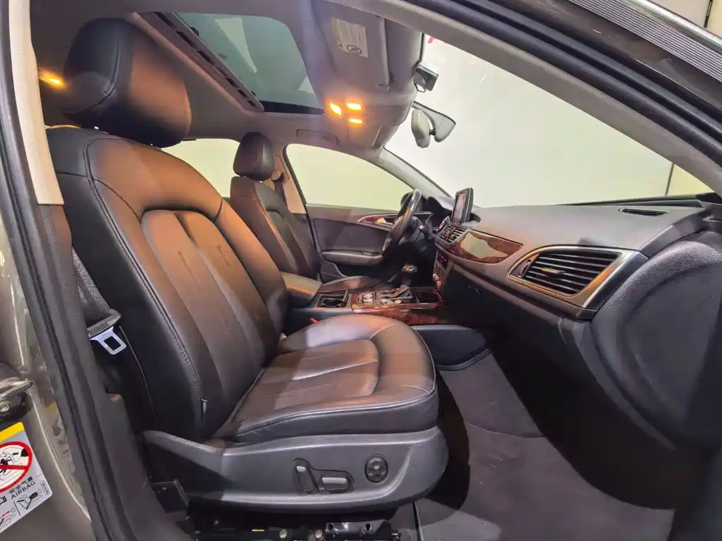 Audi A6L — миниатюра 7