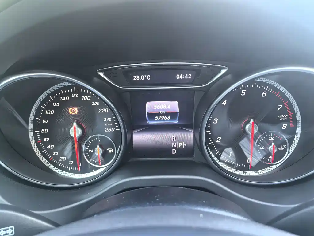 Mercedes-Benz GLA — миниатюра 22