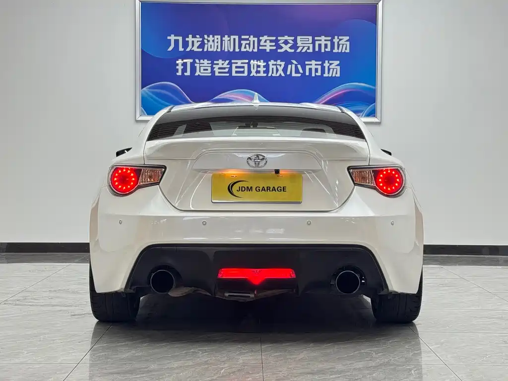 Toyota 86 — миниатюра 4