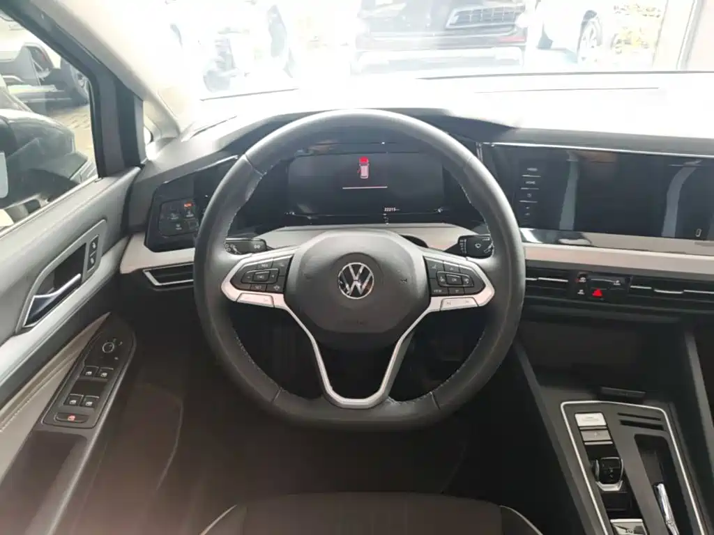 Volkswagen Golf — миниатюра 11