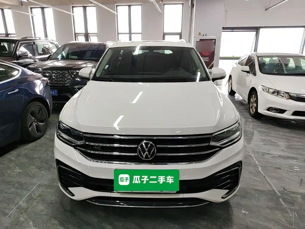 Volkswagen Tiguan L — миниатюра 3