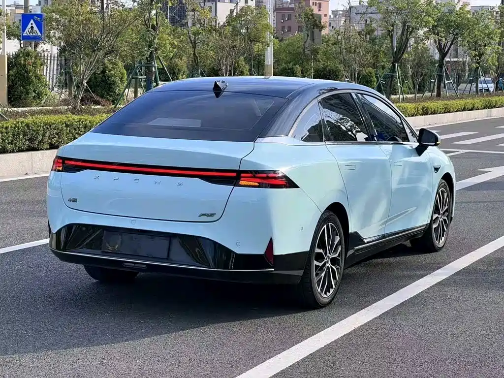 XPeng P5 — миниатюра 8