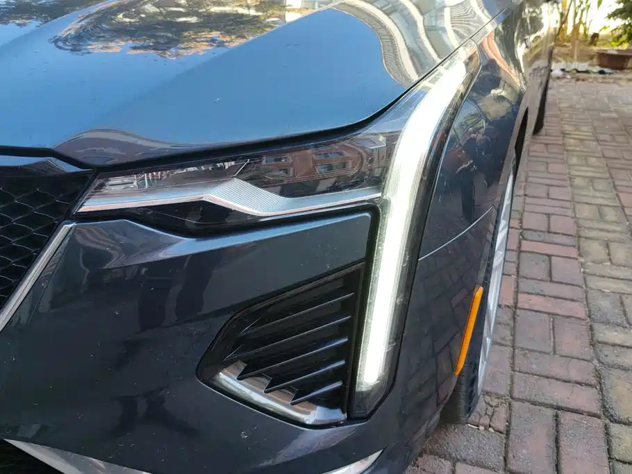 Cadillac CT4 — миниатюра 5