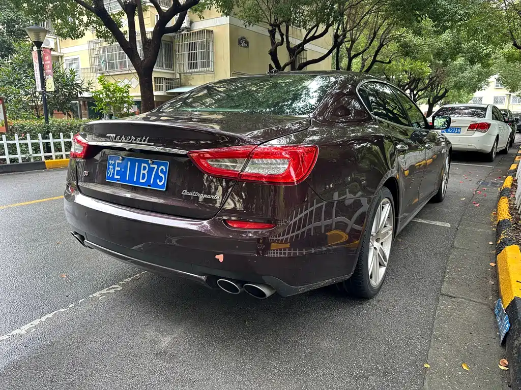 Maserati Quattroporte — миниатюра 10