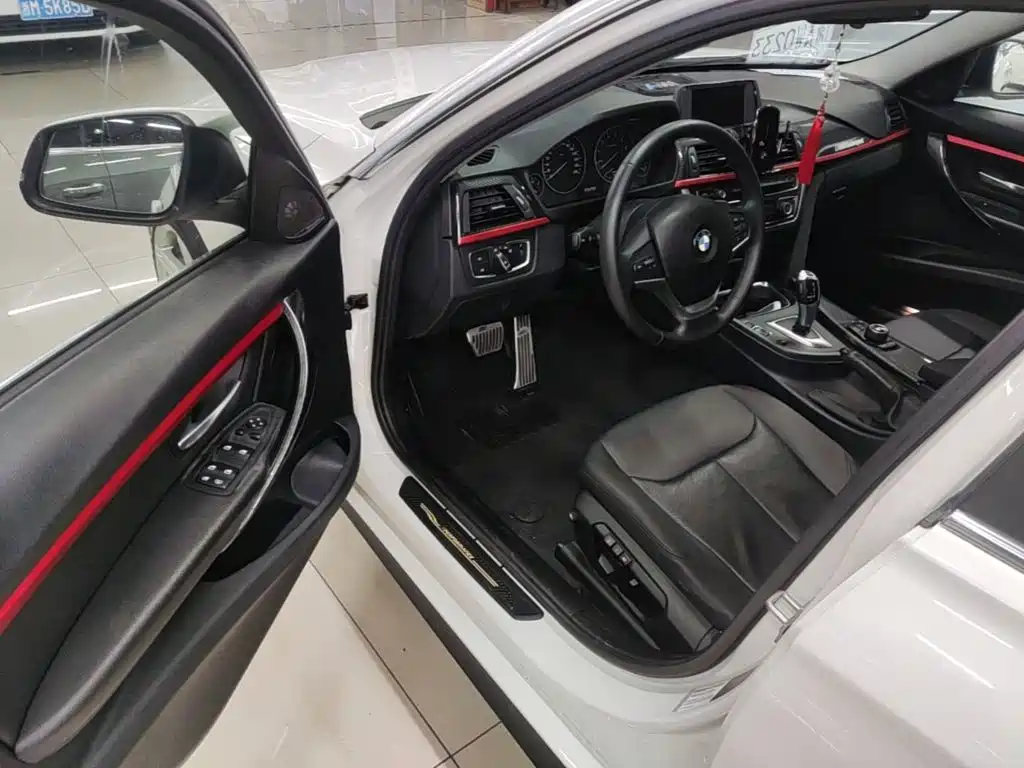 BMW 3 Series — миниатюра 16