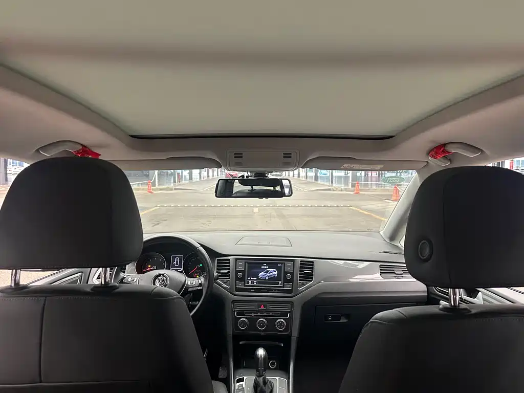 Volkswagen Golf Sportsvan — миниатюра 10
