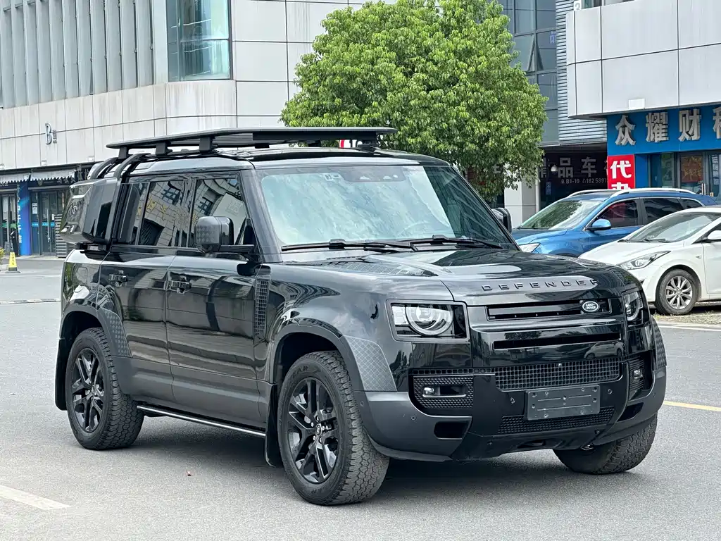 Land Rover Defender — миниатюра 2