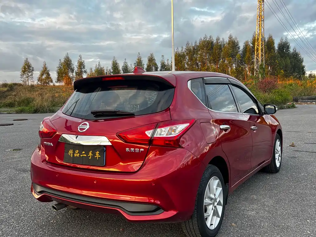 Nissan Tiida 2021 1.6L CVT