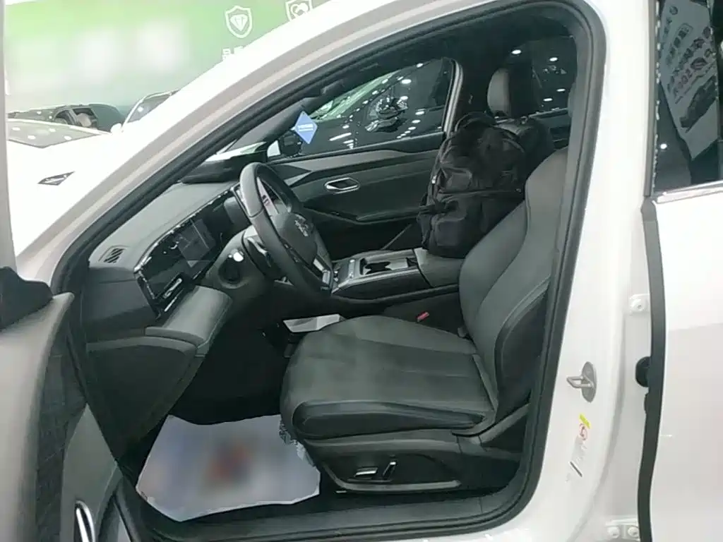 BYD Qin L — миниатюра 15