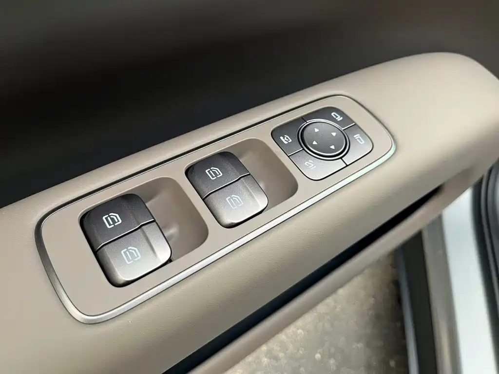 Li Auto Li i6 — миниатюра 13