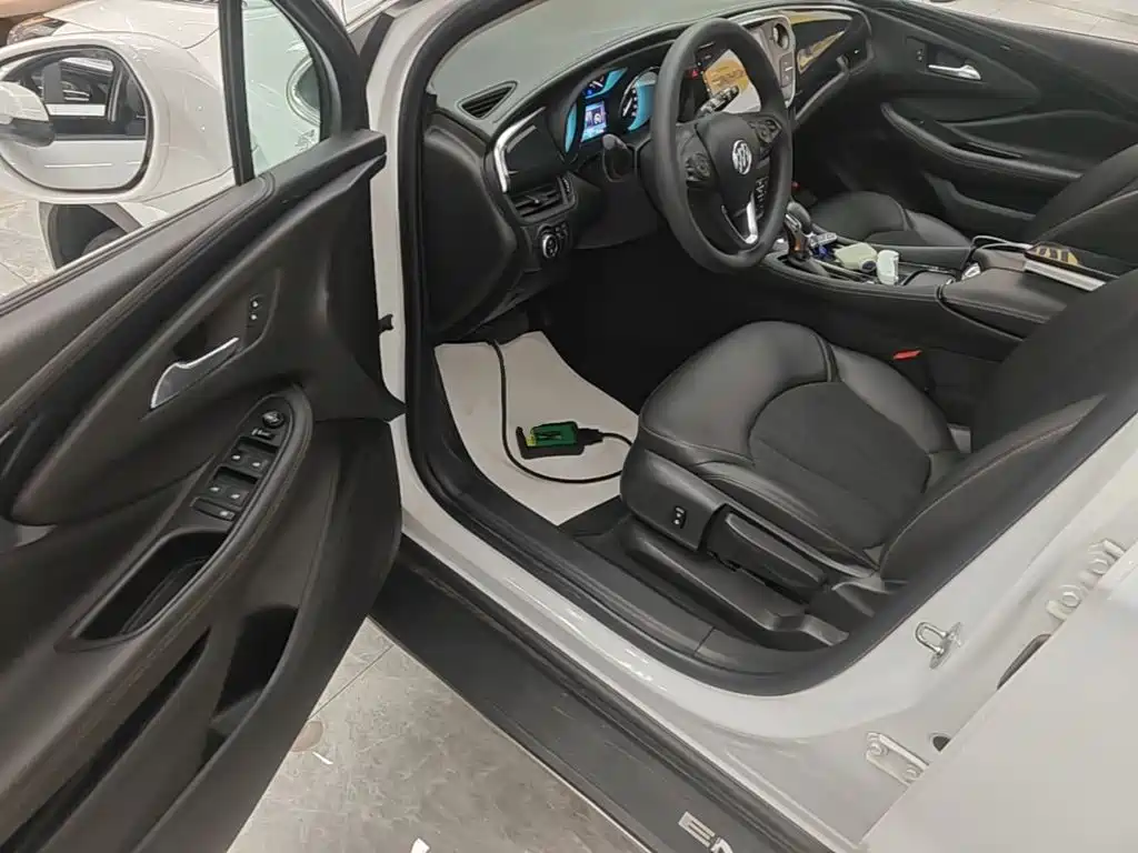 Buick Envision Plus — миниатюра 16