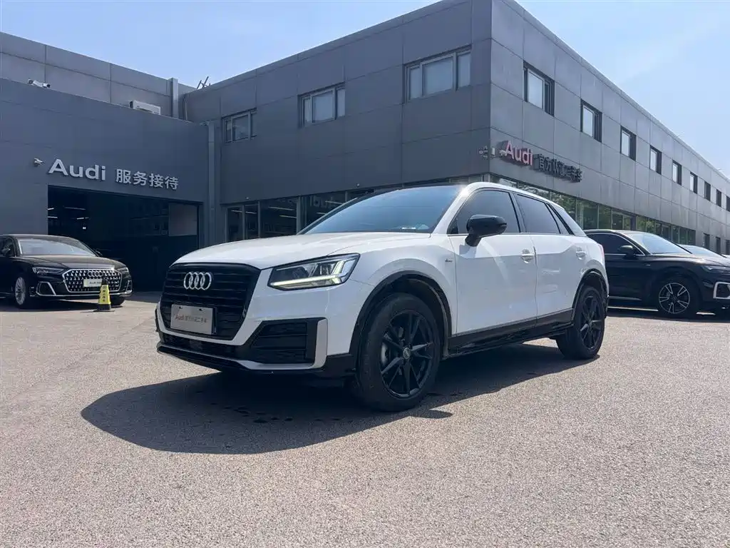 Audi Q2L 2021