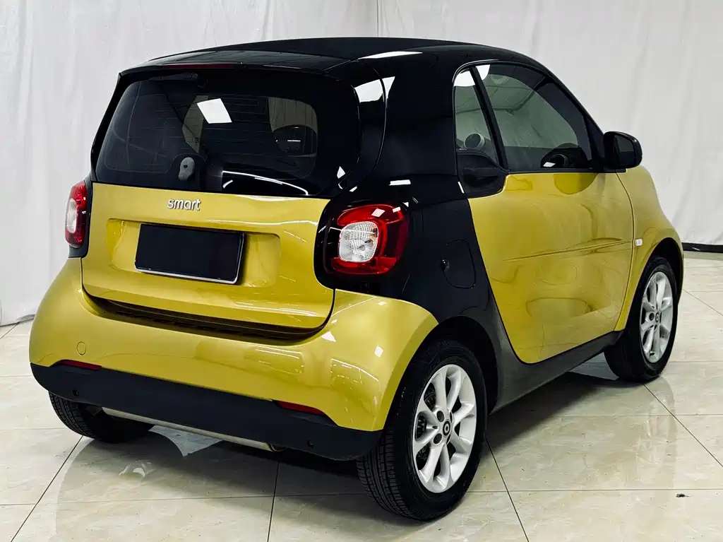 smart Smart Fortwo — миниатюра 6