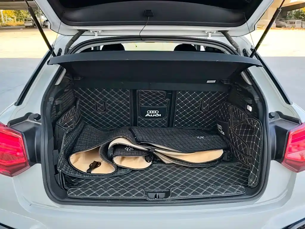 Audi Q2L — миниатюра 19