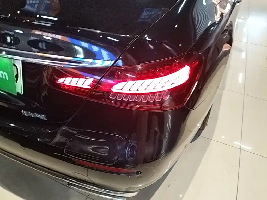 Mercedes-Benz E-Class New Energy — миниатюра 8