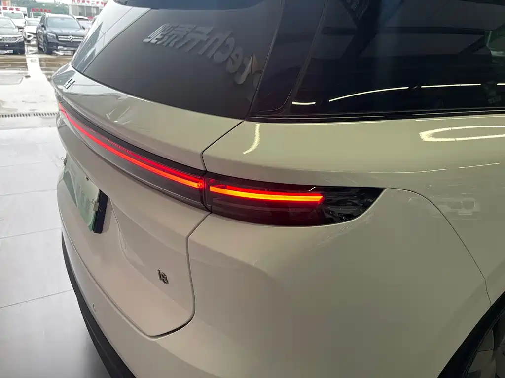 Li Auto Li i8 — миниатюра 11