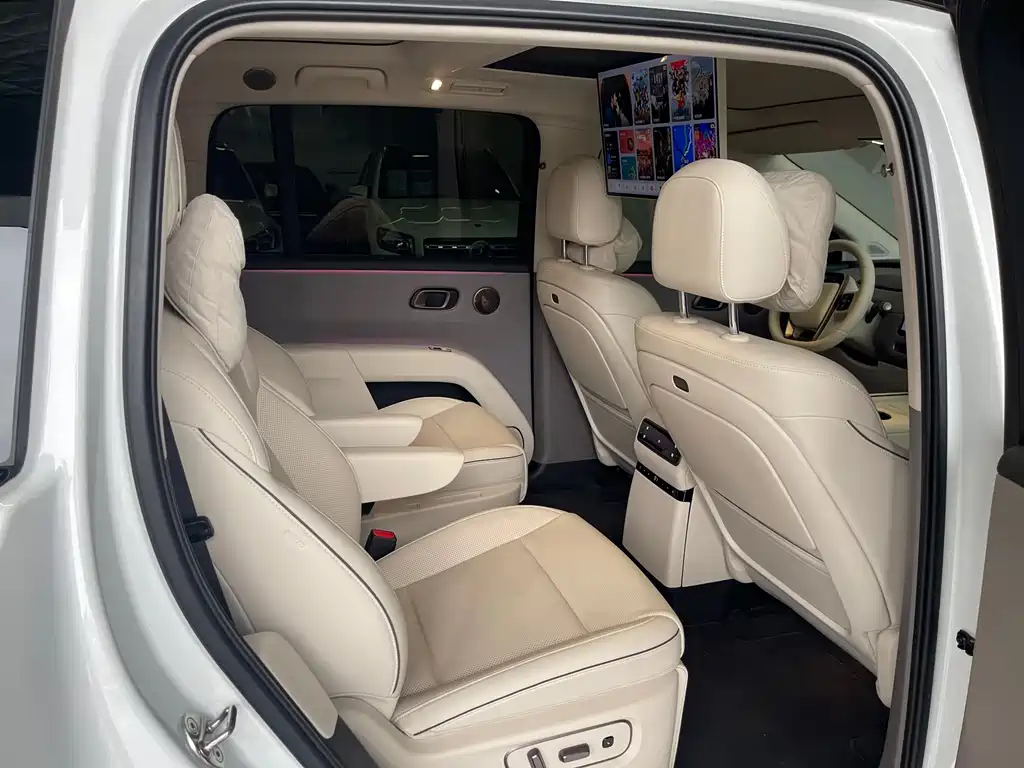 Li Auto Li i8 — миниатюра 28