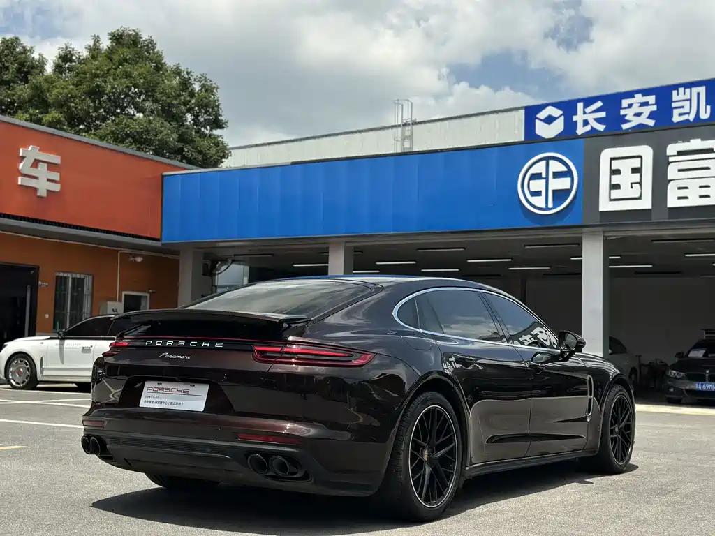 Porsche Panamera — миниатюра 19