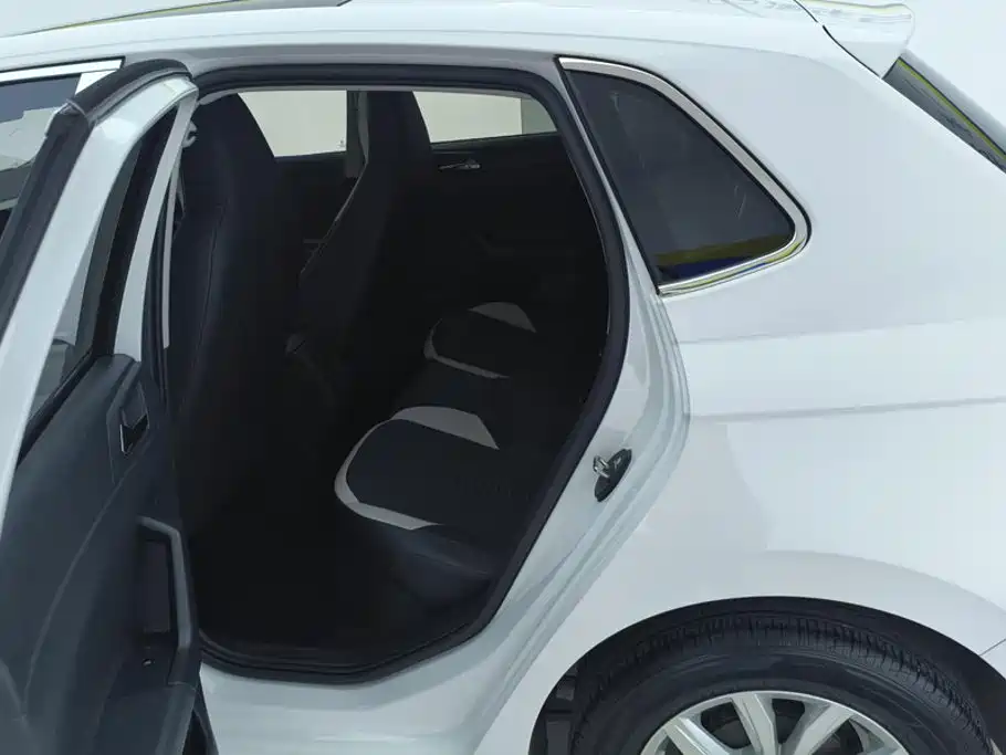 Volkswagen Polo — миниатюра 11