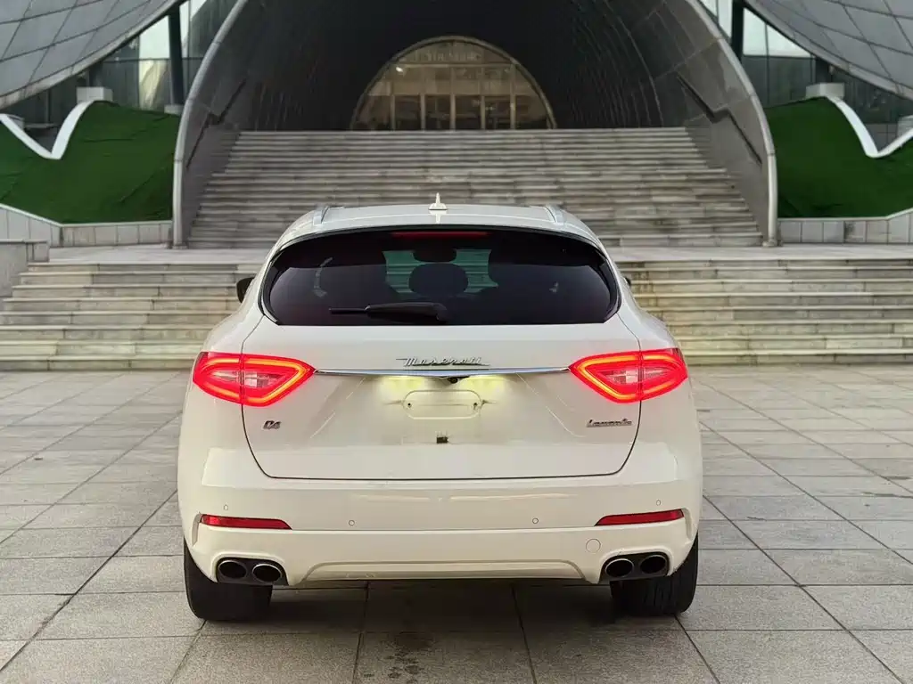 Maserati Levante — фотографии объявления, Фото 9