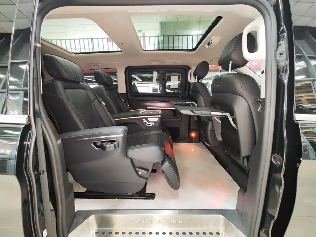 MERCEDES-BENZ V CLASS