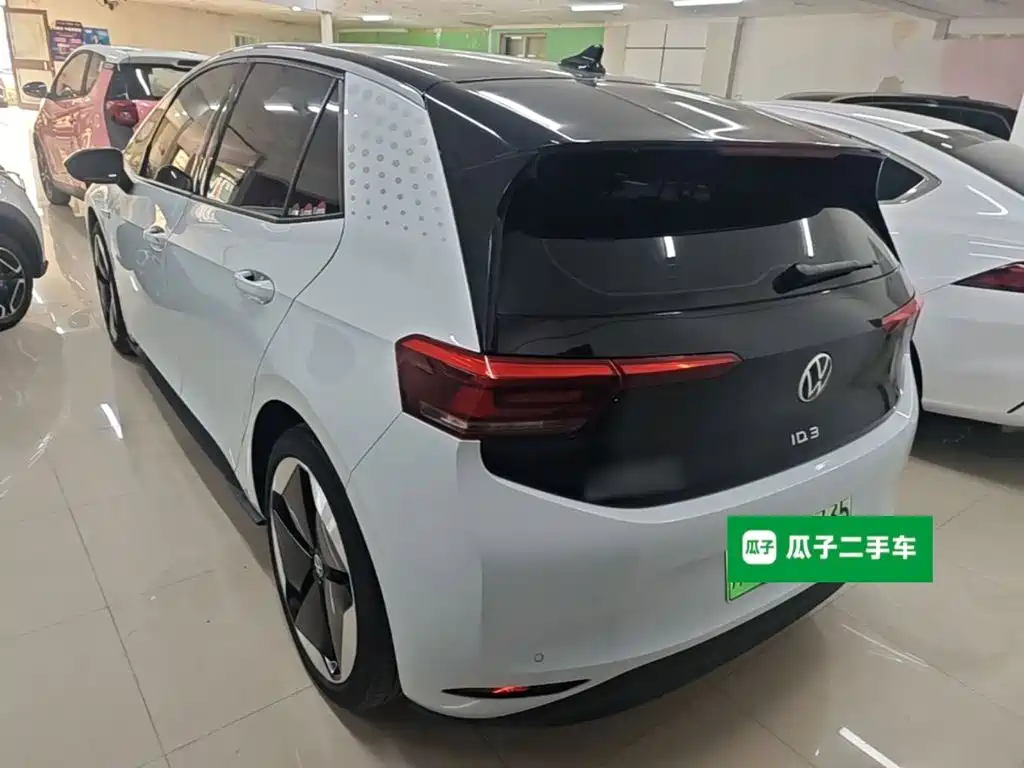 Volkswagen ID.3 — миниатюра 5