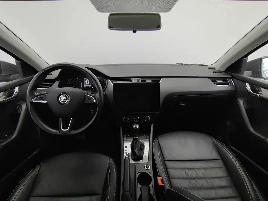 Skoda Octavia — миниатюра 5